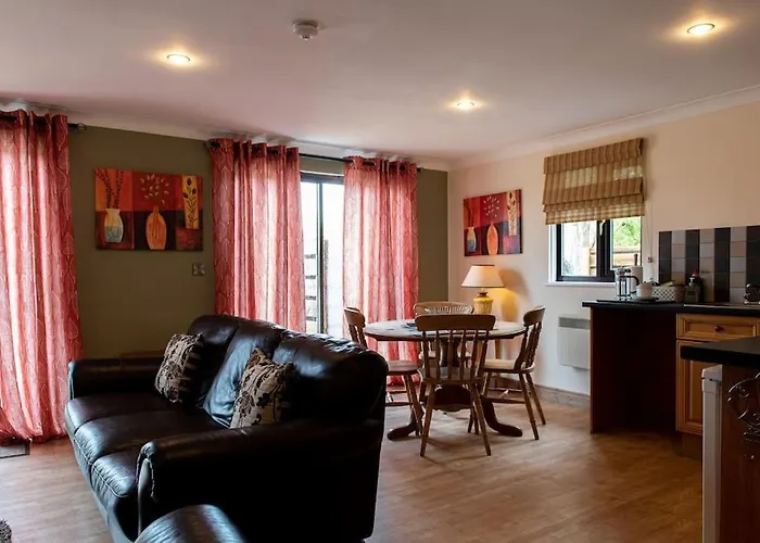 Harvest 1 - Yellowtop Country Park - Hot Tub - Yorkshire