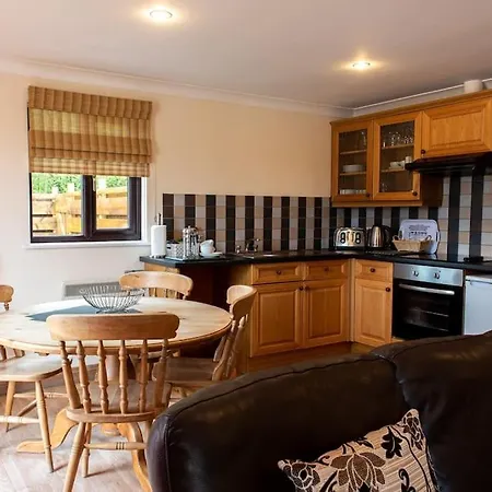 Villa Harvest 1 Lodge, Yellowtop Country Park *